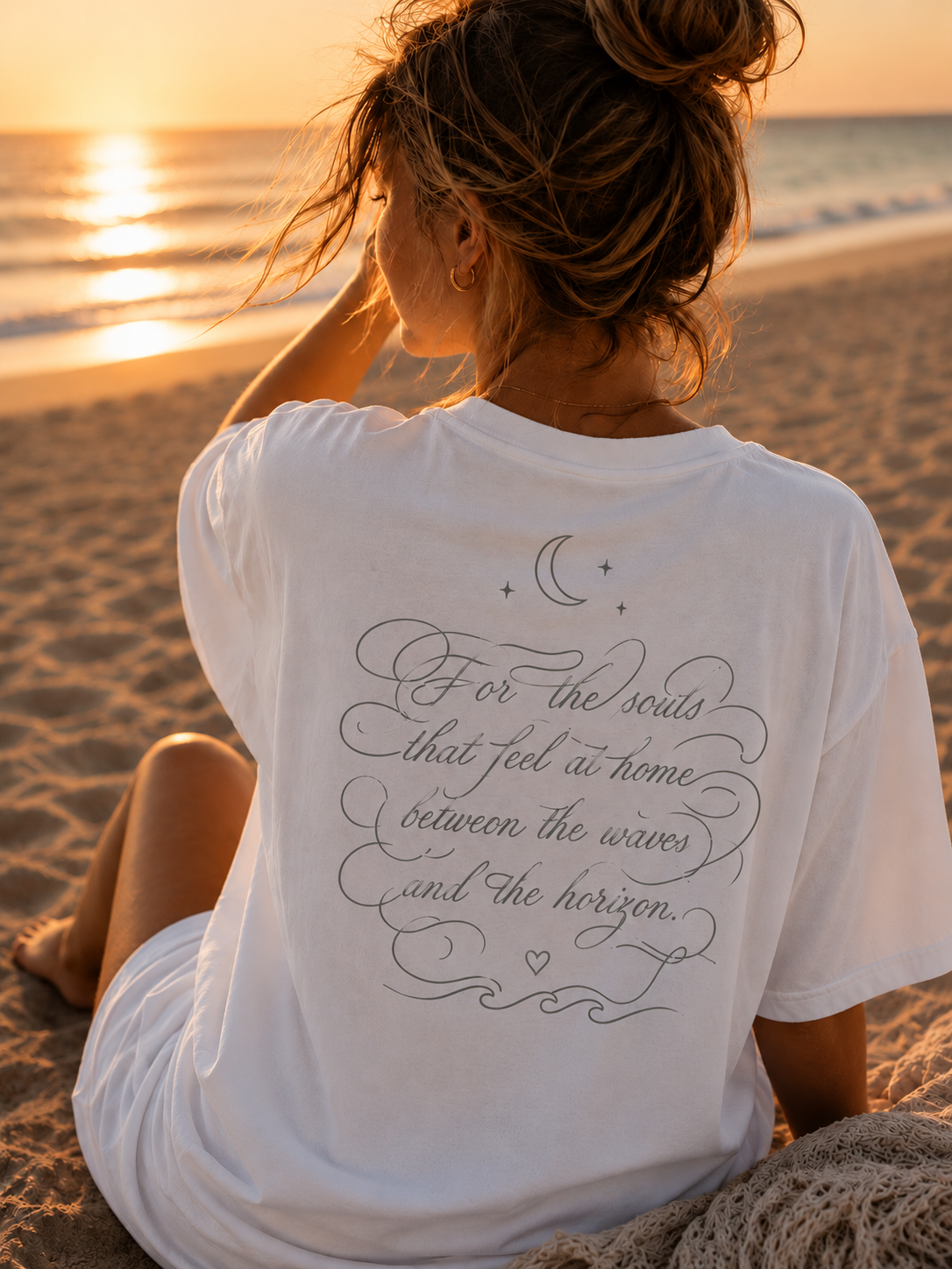 Waves & Horizon - Oversized Tee ✨