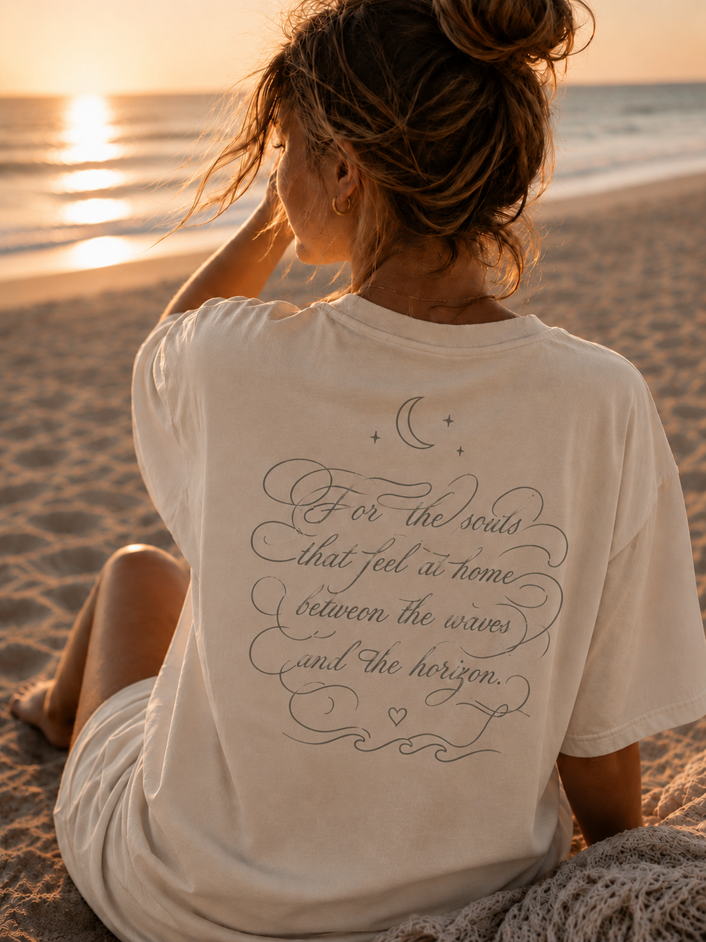Waves & Horizon - Oversized Tee ✨